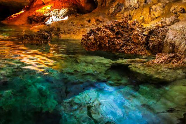 טיול מברטיסלבה לאגם זהגרוטה התת-קרקעי (Seegrotte Underground Lake) באוסטריה credit to getyourguide.com