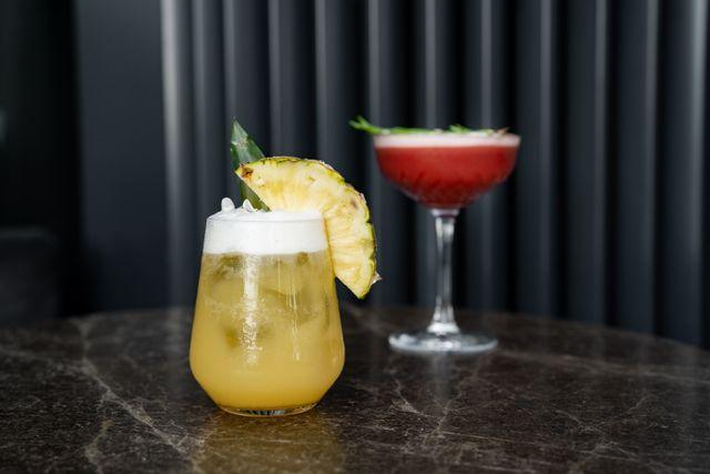 Mirror Bar